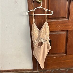 Lace Bodysuit in Nude